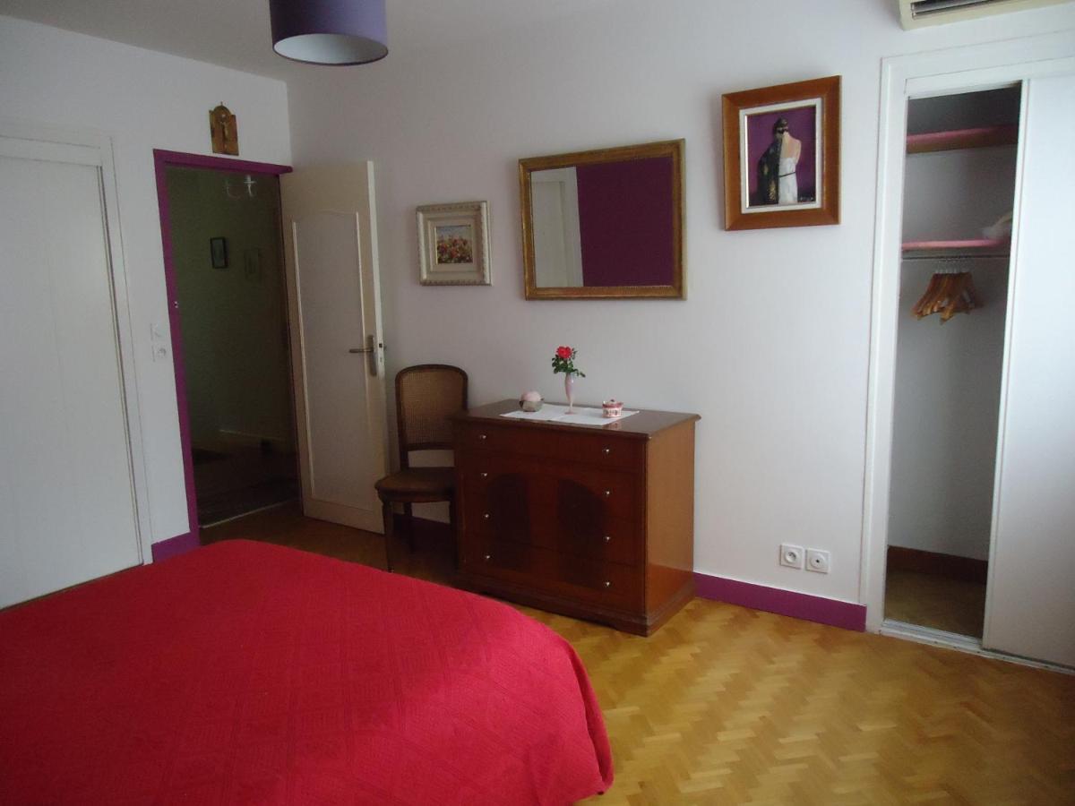 A La Cerisaie Bed & Breakfast Carignan-de-Bordeaux Dış mekan fotoğraf